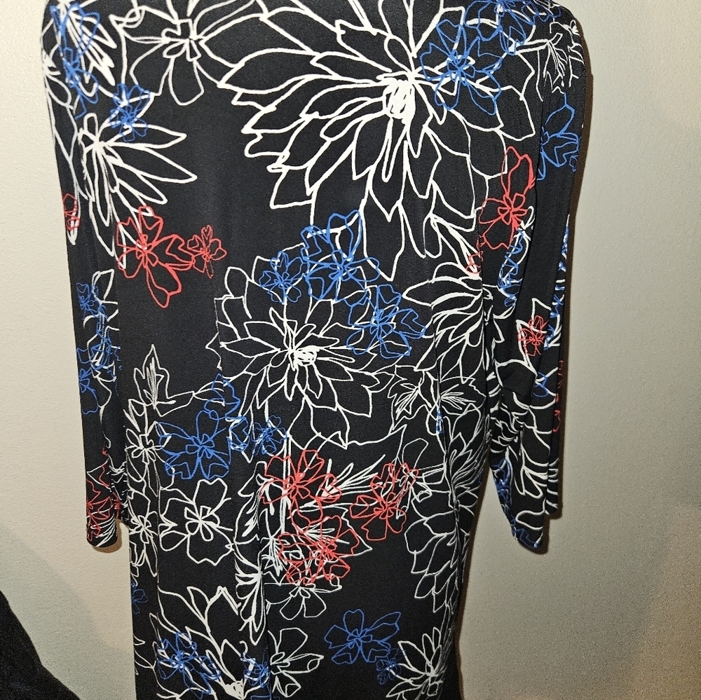 Vince Camuto Womans 3/4 Sleeve Floral Print Blouse Size 1x - Picture 6 of 10